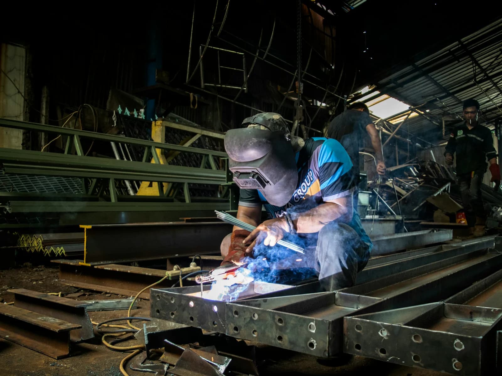 Automotive supply chain metal processing with robotic automation