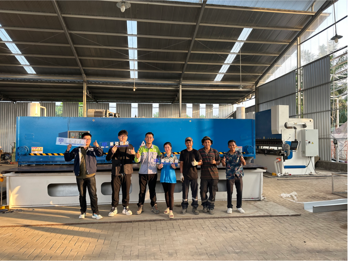 300T3200×2 tandem press brake delivered to Indonesia customer facility